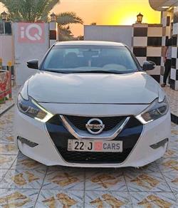 نيسان ماكسيما